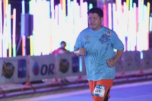 BIB: 4091, 565
                            <button type="button" onclick="openModal(23223157)" class="btn btn-primary btn-sm float-right btn-popup" data-toggle="modal" data-target=".modal-high-quality">
                        <i class="fas fa-shopping-cart"></i> Add to Cart
                    </button>
                                            <button type="button" onclick="isThisMe(23223157, true)" class="btn btn-success btn-sm float-right btn-popup btn-isme hidden" data-toggle="tooltip" data-placement="bottom" title="นี่คือรูปของคุณใช่ไหม คลิกที่นี่เพื่อเอาเข้าอัลบั้ม">
                        <i class="fas fa-plus"></i> Add to album
                    </button>
                    <button type="button" onclick="isThisMe(23223157, false)" class="btn btn-warning btn-sm float-right btn-popup btn-isnotme hidden">
                        <i class="fas fa-ban"></i> Remove from album
                    </button>